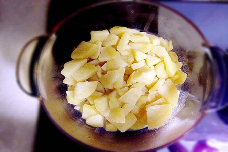 土豆泥的简单家常做法，奶喷香味土豆泥还要加上培根
