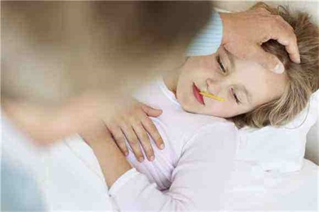 发烧了怎么办如何退烧，家长须知宝宝发烧的正确处理方式