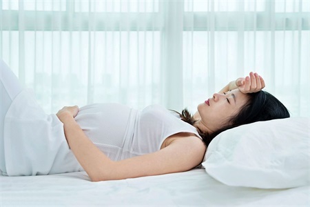 怀孕一个月怎么流产，女性做人流要清楚受孕时间