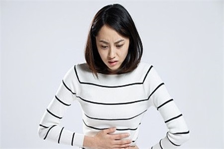 胃胀气、胃痛、肠胃不好怎么调理，很多人拿这些伤胃方式养胃