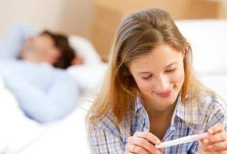 怀孕的初期症状要时刻注意 女性怎么判定自己是否可以怀孕？