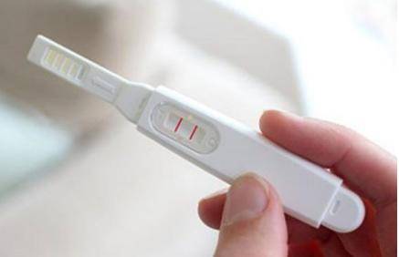 孕早期症状有什么明显表现 早孕试纸测试的出来吗？
