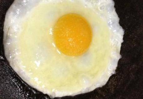 煎荷包蛋的家常做法与步骤介绍 煎荷包蛋怎么不粘锅方法