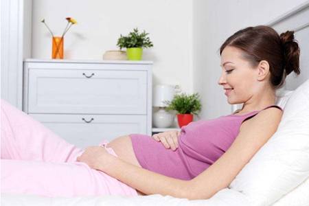 怀孕10天最明显的征兆，中三个症状告诉你要当妈了