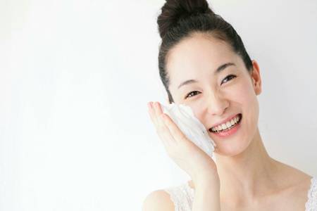 女性怎么护肤比较好 冬季护肤的正确步骤