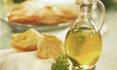 橄榄油对于护肤的功效与作用有哪些 橄榄油护肤的正确方法指导