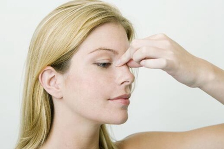 鼻癌的早期症状表现有哪些？（这五大早期症状再不重视就晚了）