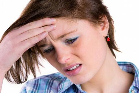 头痛是因为什么原因引起的？这五个原因有关别不当回事
