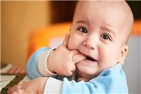 宝宝枕秃是缺钙吗《宝宝》家长如何给宝宝补钙≮缺钙≯