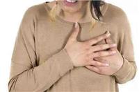 女性产后乳腺炎的前兆，如何分辨和乳房胀痛的差别