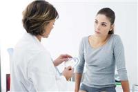女性患子宫腺肌症怎么治疗，这四个症状出现就要注意了