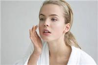 油性皮肤一天可以洗几次脸  油性皮肤毛孔粗大该如何修复